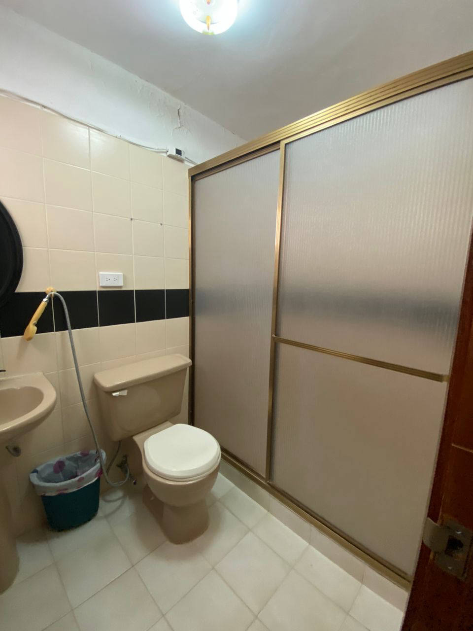 Дом, 2045 м², 28 000$ — FAKTOR